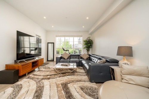 204-12367 224 Street, Maple Ridge, BC 