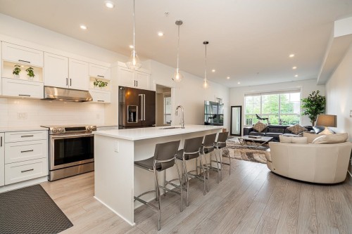 204-12367 224 Street, Maple Ridge, BC 