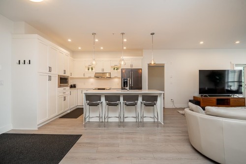 204-12367 224 Street, Maple Ridge, BC 
