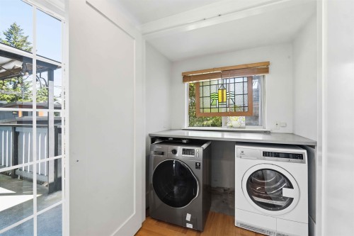 433 18Th Avenue W, Vancouver, BC 