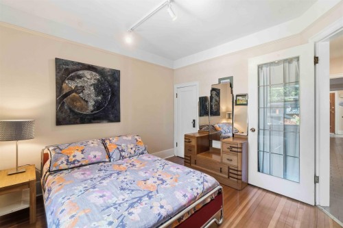 433 18Th Avenue W, Vancouver, BC 
