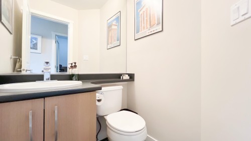 308-22290 North Avenue, Maple Ridge, BC 