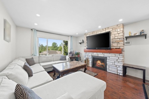 22905 113 Avenue, Maple Ridge, BC 
