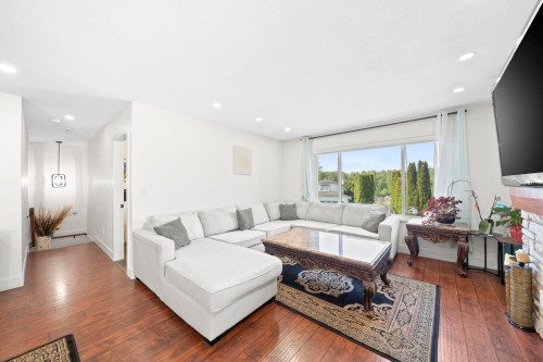 22905 113 Avenue, Maple Ridge, BC 