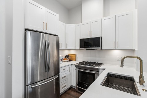 101-2077 Rosser Avenue, Burnaby, BC 