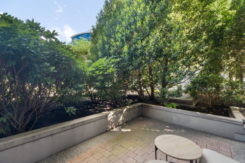101-2077 Rosser Avenue, Burnaby, BC 