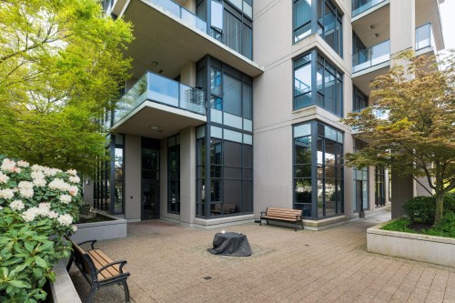 101-2077 Rosser Avenue, Burnaby, BC 