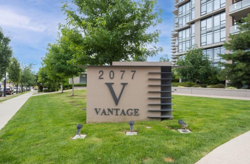 101-2077 Rosser Avenue, Burnaby, BC 