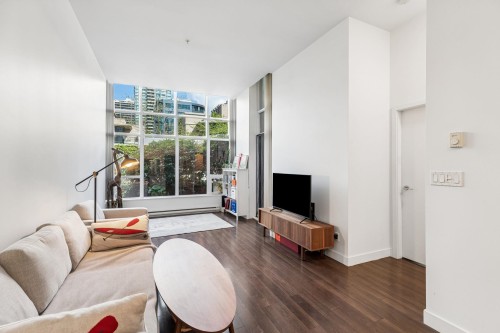 101-2077 Rosser Avenue, Burnaby, BC 