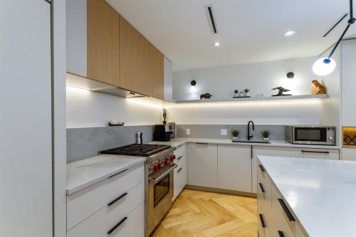 7061 Cypress Street, Vancouver, BC 