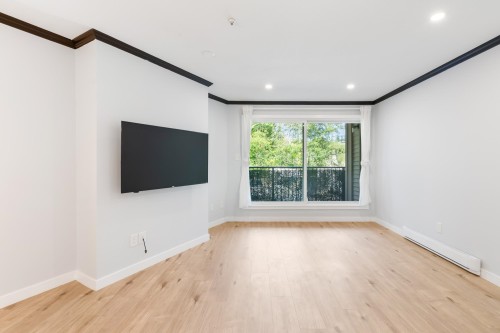 207-11595 Fraser Street, Maple Ridge, BC 