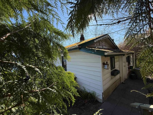 609 Glen Road, Gibsons, BC 
