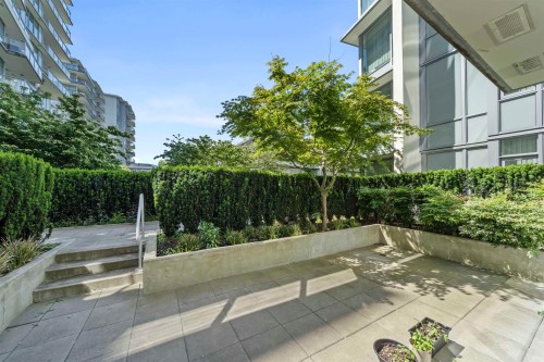 515-8688 Hazelbridge Way, Richmond, BC 