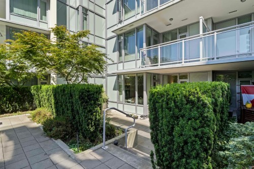 515-8688 Hazelbridge Way, Richmond, BC 