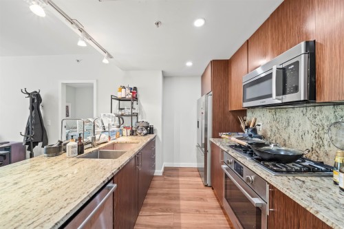 515-8688 Hazelbridge Way, Richmond, BC 