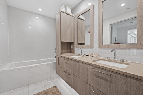 306-707 3Rd Street E, North Vancouver, BC 