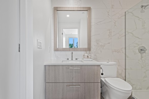 306-707 3Rd Street E, North Vancouver, BC 