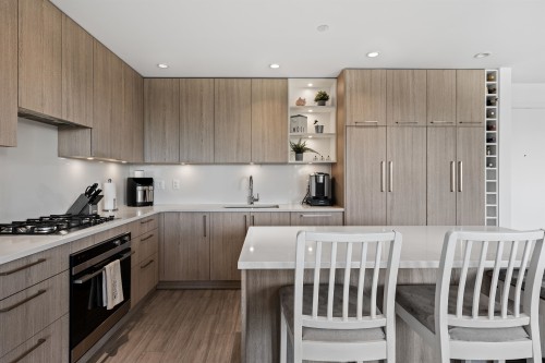 306-707 3Rd Street E, North Vancouver, BC 