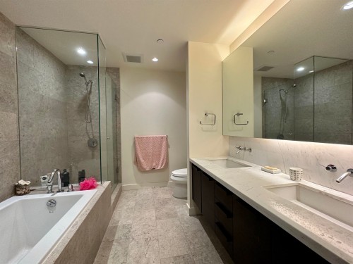 801-5838 Berton Avenue, Vancouver, BC 