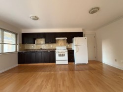 4463 46a Street Delta, BC V4K 2M4