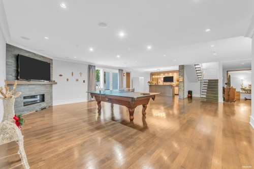 1108 Highland Place, West Vancouver, BC 
