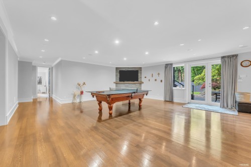 1108 Highland Place, West Vancouver, BC 