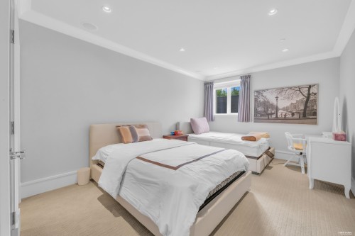 1108 Highland Place, West Vancouver, BC 