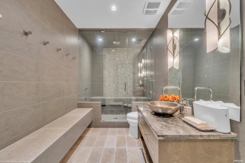 1108 Highland Place, West Vancouver, BC 