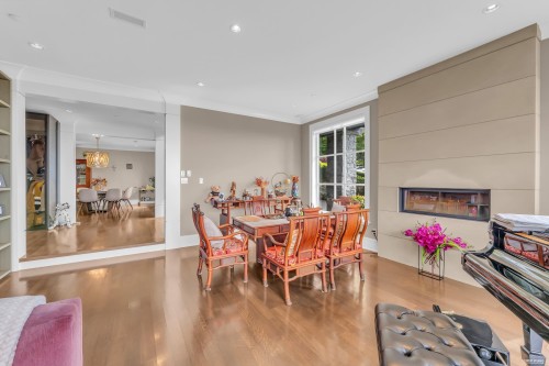 1108 Highland Place, West Vancouver, BC 