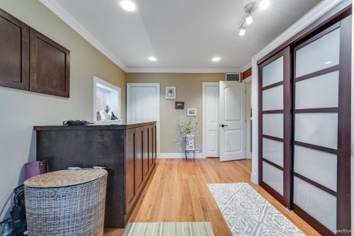 836 68Th Avenue W, Vancouver, BC 