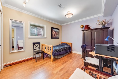 836 68Th Avenue W, Vancouver, BC 