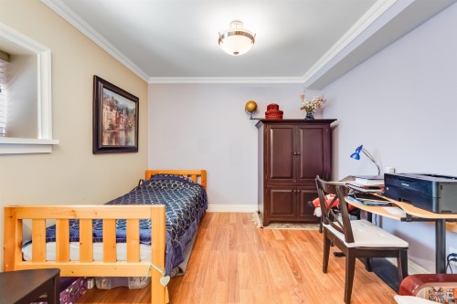 836 68Th Avenue W, Vancouver, BC 