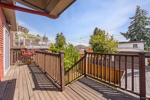 836 68Th Avenue W, Vancouver, BC 