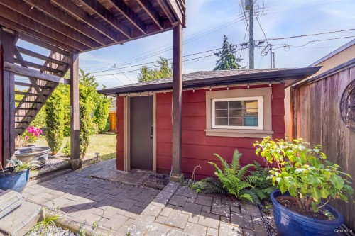 836 68Th Avenue W, Vancouver, BC 