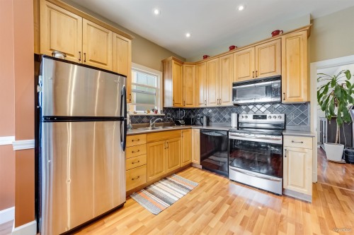 836 68Th Avenue W, Vancouver, BC 