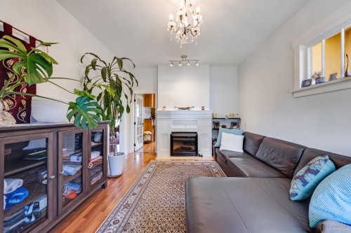 836 68Th Avenue W, Vancouver, BC 