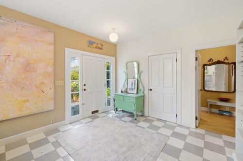 1620 20Th Avenue E, Vancouver, BC 