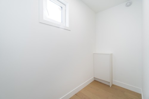 103-1550 3Rd Avenue E, Vancouver, BC 