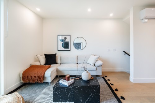122-1552 3Rd Avenue E, Vancouver, BC 