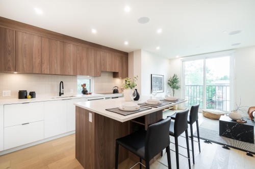 122-1552 3Rd Avenue E, Vancouver, BC 
