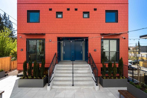 122-1552 3Rd Avenue E, Vancouver, BC 