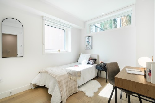 124-1552 3Rd Avenue E, Vancouver, BC 