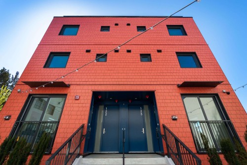 124-1552 3Rd Avenue E, Vancouver, BC 