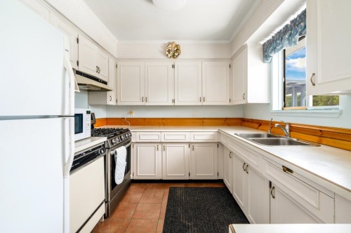 10395 Aragon Road, Richmond, BC 