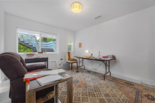 4621 Caulfeild Drive, West Vancouver, BC 