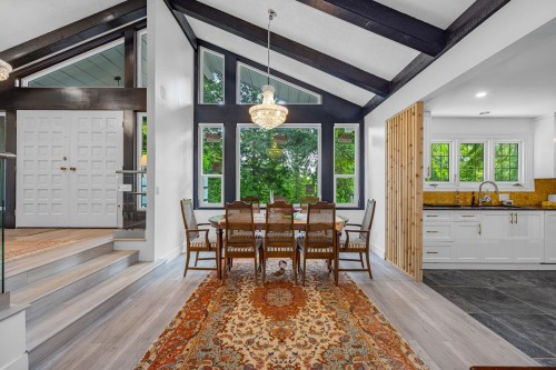 4621 Caulfeild Drive, West Vancouver, BC 
