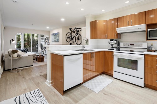 114-155 3Rd Street E, North Vancouver, BC 