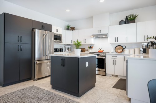 20-998 Riverside Drive  Port Coquitlam, BC V3B 7Y4