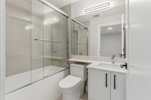 2743 Mcgill Street, Vancouver, BC 