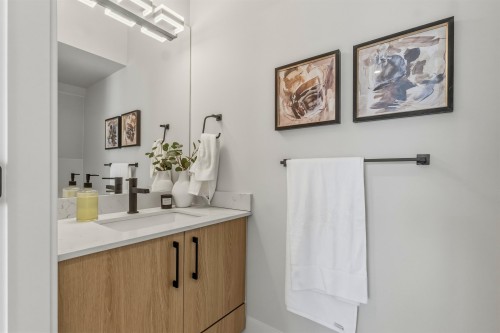 2743 Mcgill Street, Vancouver, BC 